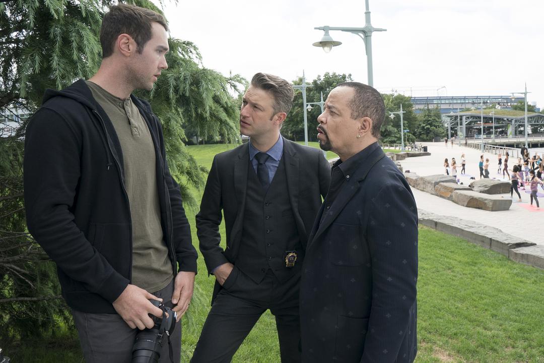 《法律与秩序：特殊受害者第二十季》剧照