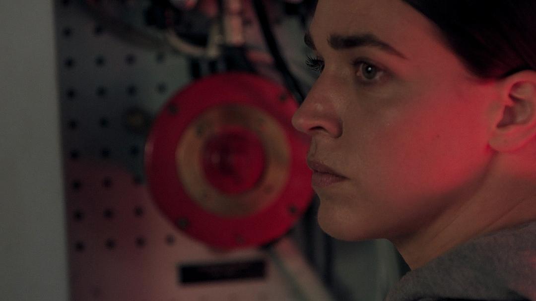 《末日孤舰第五季》海报第29张图片