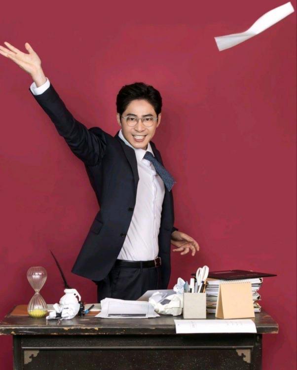 意气风发的白组长