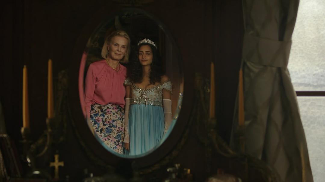 《罗曼诺夫后裔》海报第28张图片