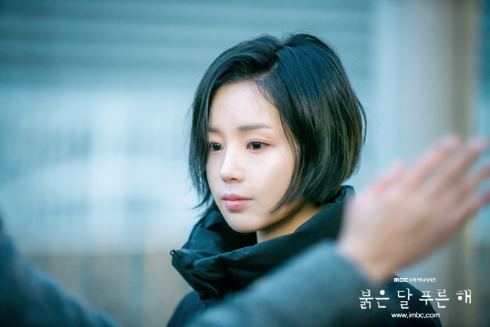 《赤月青日》海报第51张图片