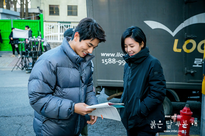 《赤月青日》海报第47张图片