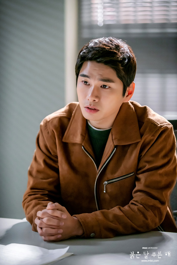 《赤月青日》海报第36张图片