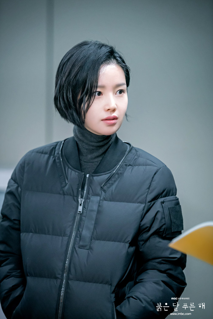 《赤月青日》海报第32张图片