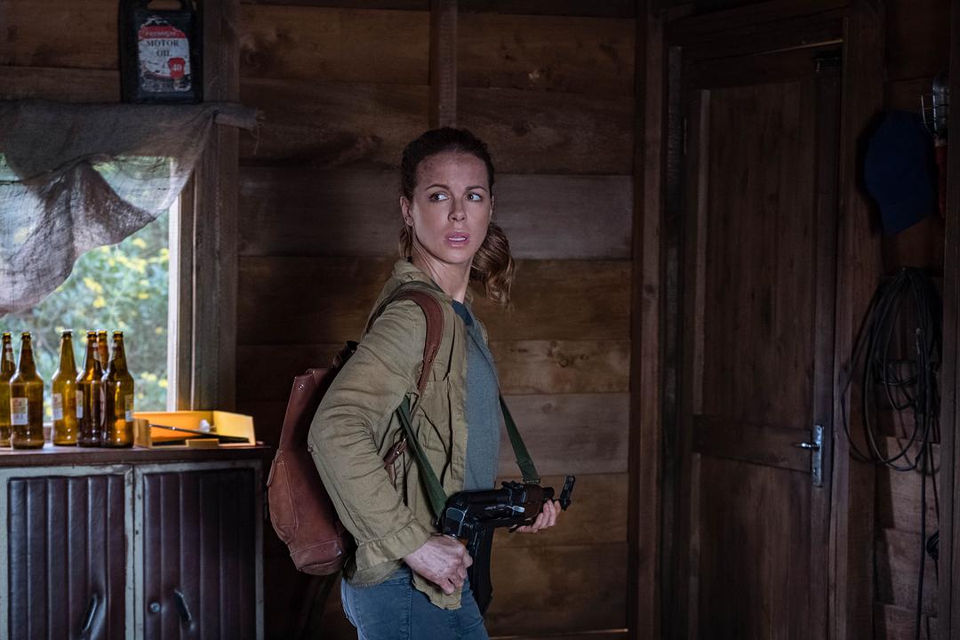 《寡妇》剧照第15张图片