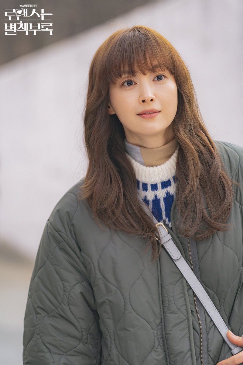 《浪漫是一册副刊》海报第45张图片