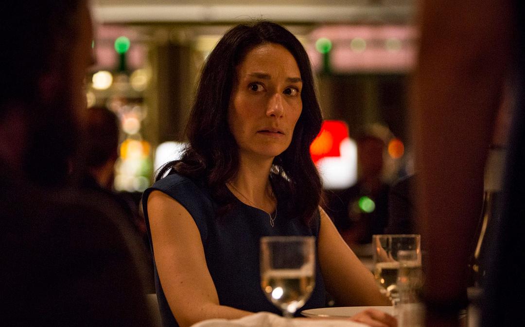 《伦敦生活第二季》剧照第41张图片