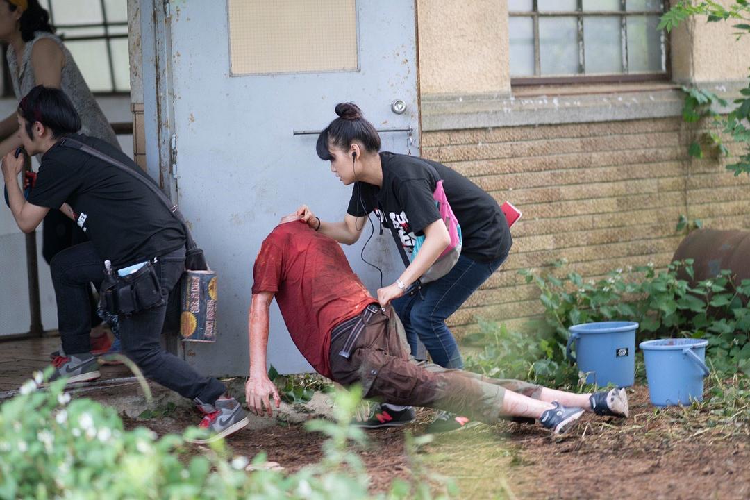 《摄影机不要停！》海报第14张图片