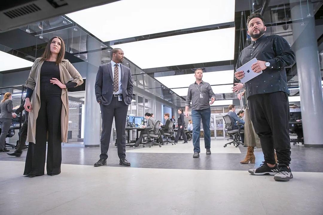 S4E19EverybodyHat...