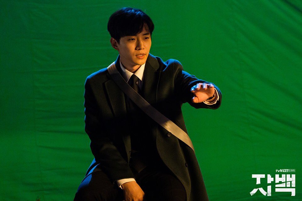 《自白》海报第34张图片