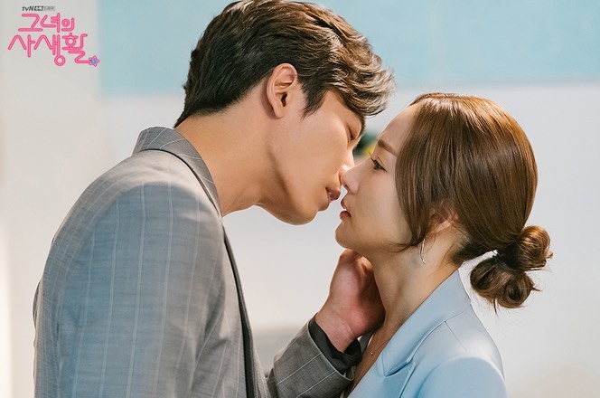 《她的私生活》剧照第45张图片