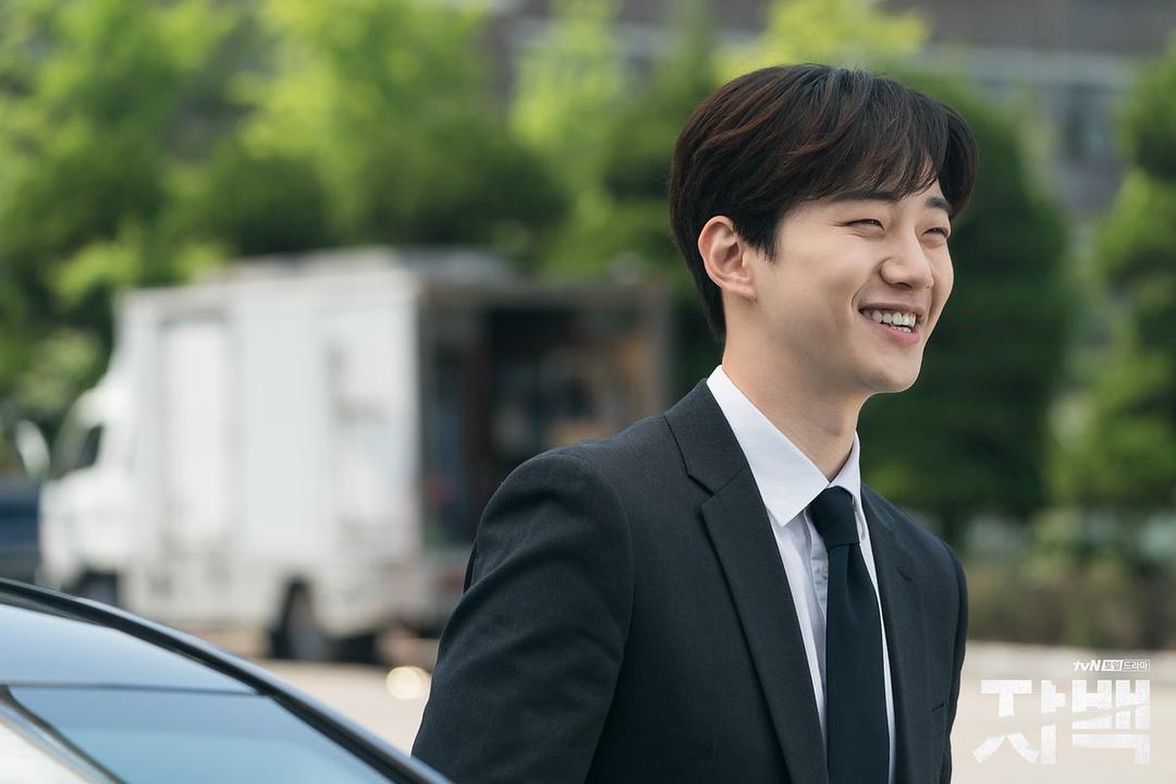 《自白》海报第24张图片