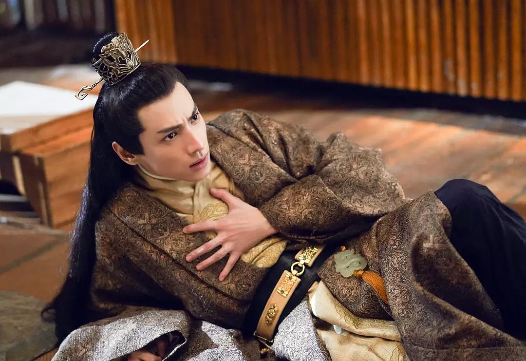 《白发》剧照第15张图片