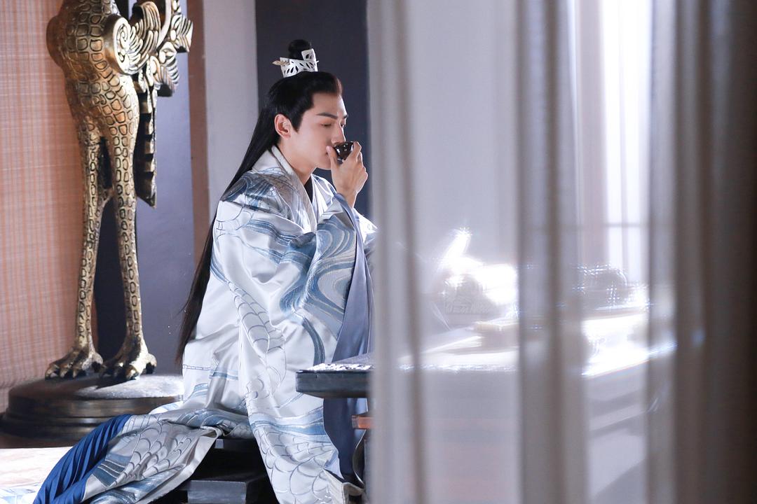 《白发》剧照第39张图片