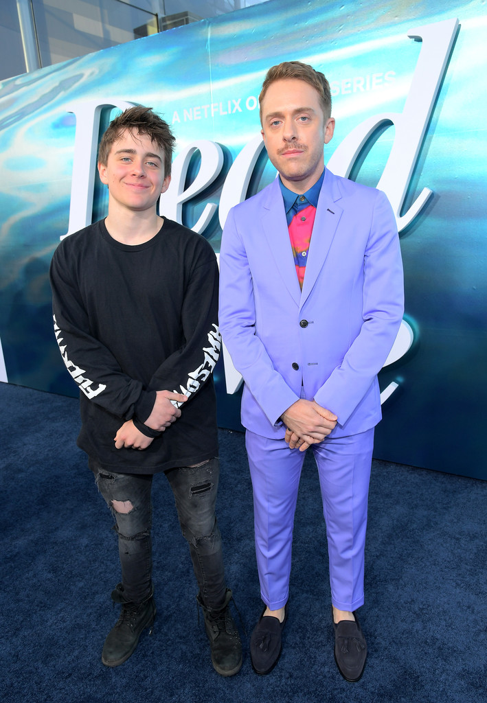 《麻木不仁第一季》海报第15张图片