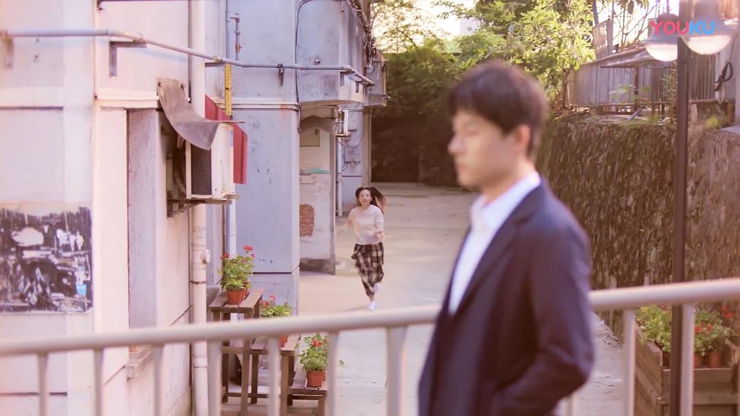 《我只喜欢你》剧照第50张图片