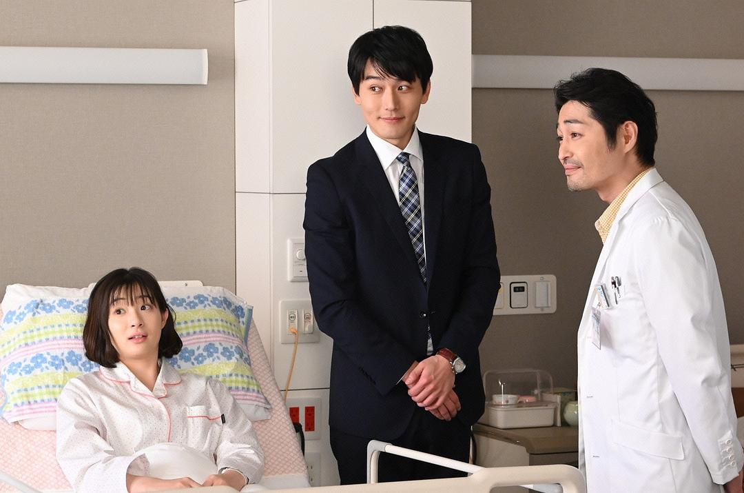 《白衣战士》海报第13张图片