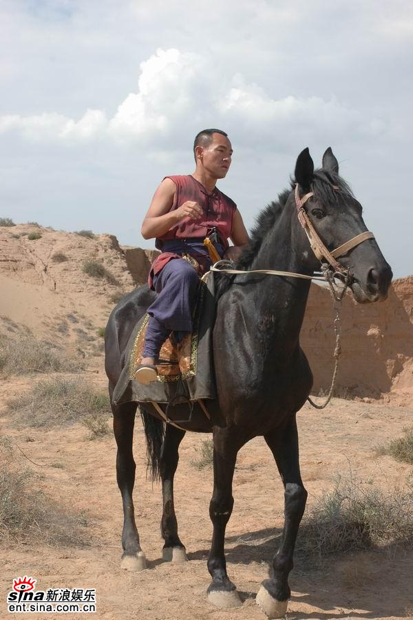 《火舞黄沙》剧照第45张图片