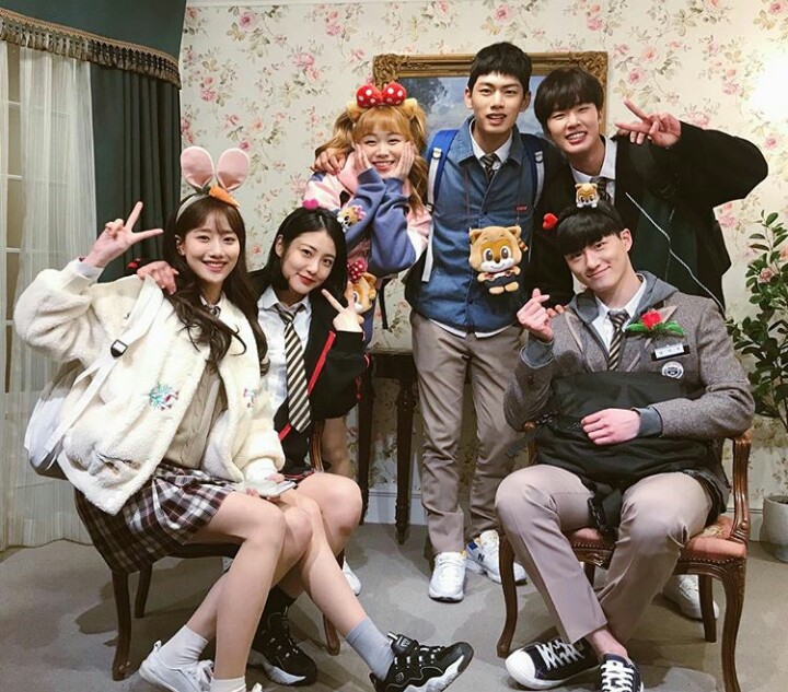 《十八岁第二季》剧照第38张图片