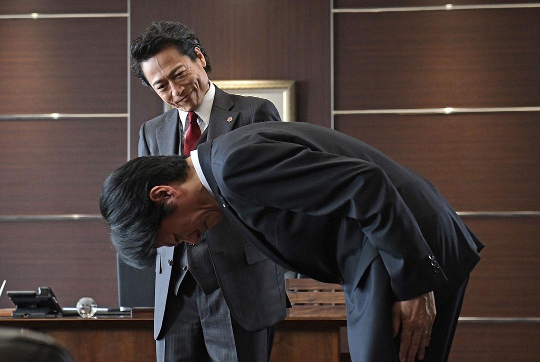 《集体降职》海报第41张图片