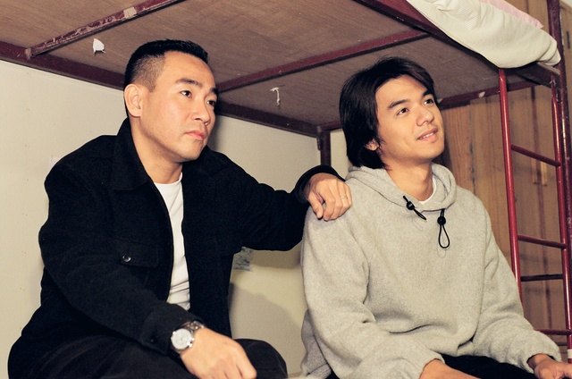 《新鲜人》海报