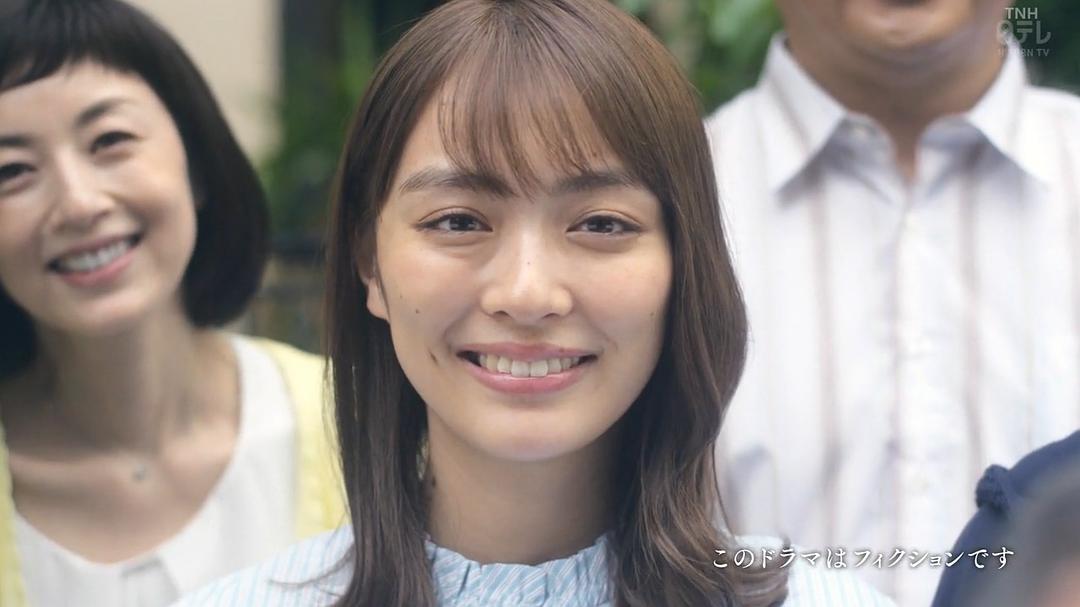 《对面的话题家族》剧照第14张图片