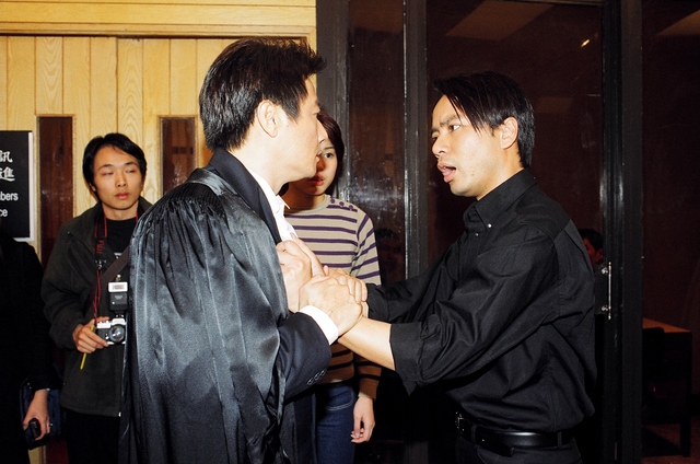 《法网伊人》海报