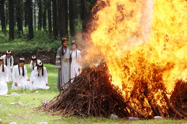 《覆雨翻云》海报第35张图片