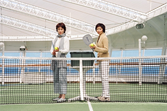 《十万吨情缘》海报