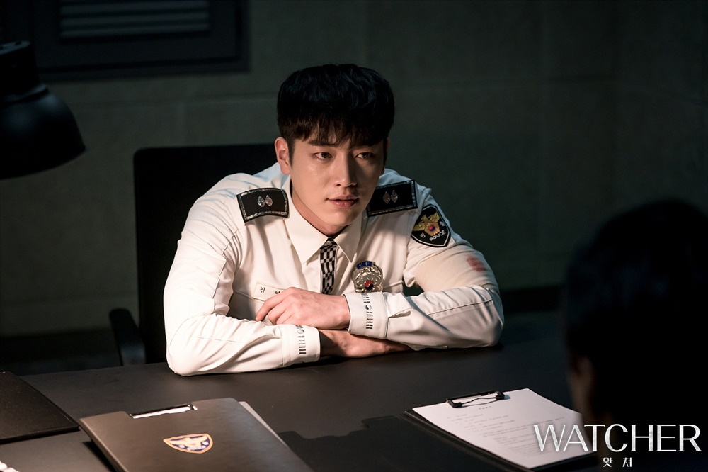 《监视者》剧照