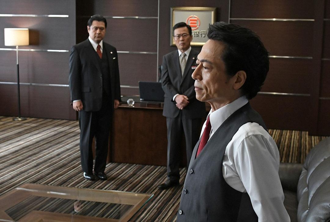 《集体降职》海报第22张图片