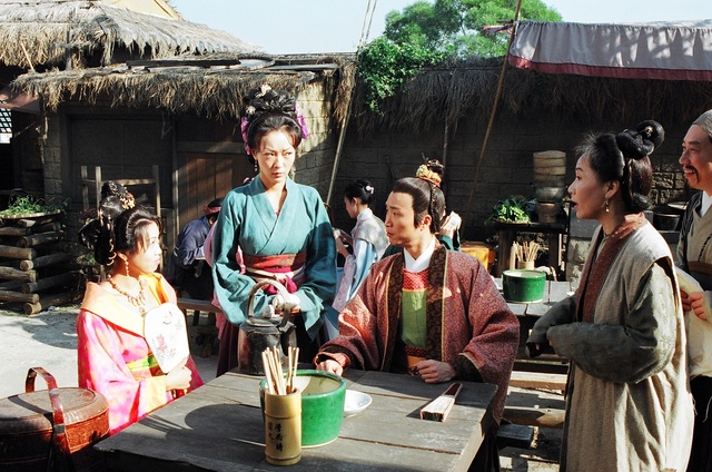 《锦绣良缘》海报第25张图片