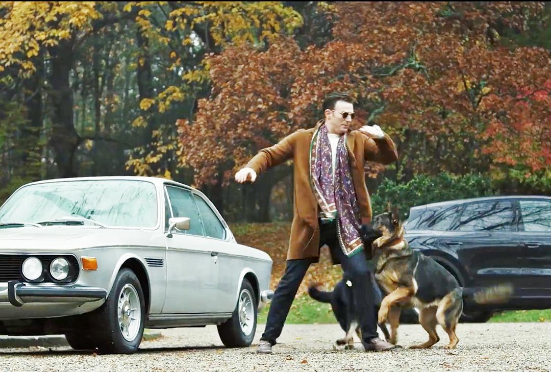 《利刃出鞘》剧照