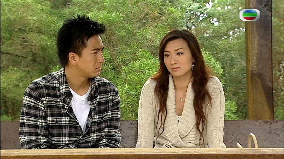 《甜言蜜语》剧照第50张图片