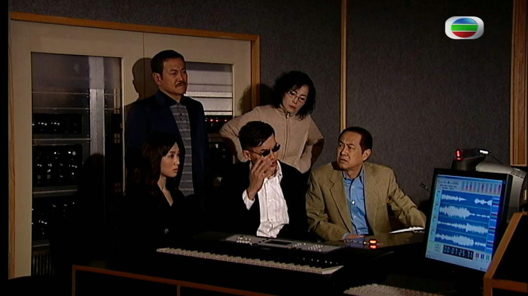 《甜言蜜语》剧照第43张图片