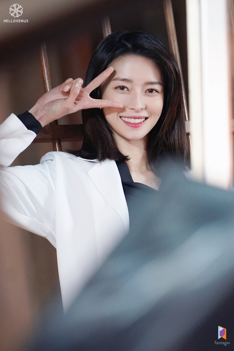 《囚犯医生》剧照第22张图片