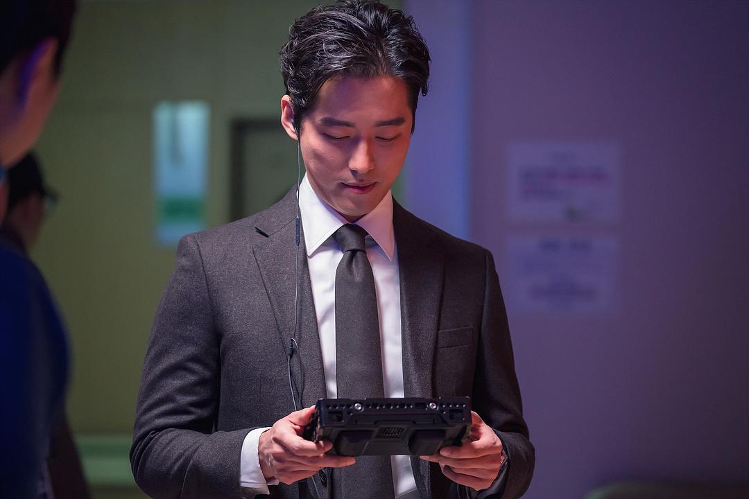 《囚犯医生》剧照第59张图片