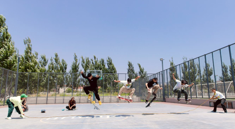 王珞丹战队集体跳绳