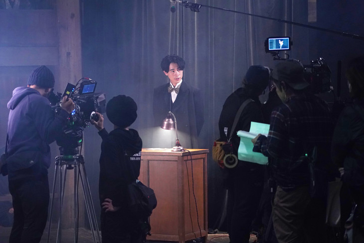 《默片解说员》剧照第21张图片