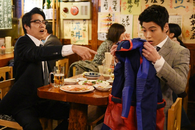 《超级职员左江内氏》剧照