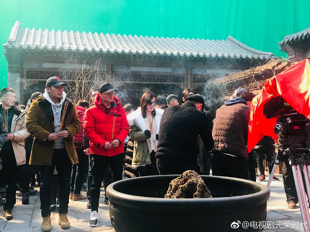 《光荣时代》剧照第44张图片