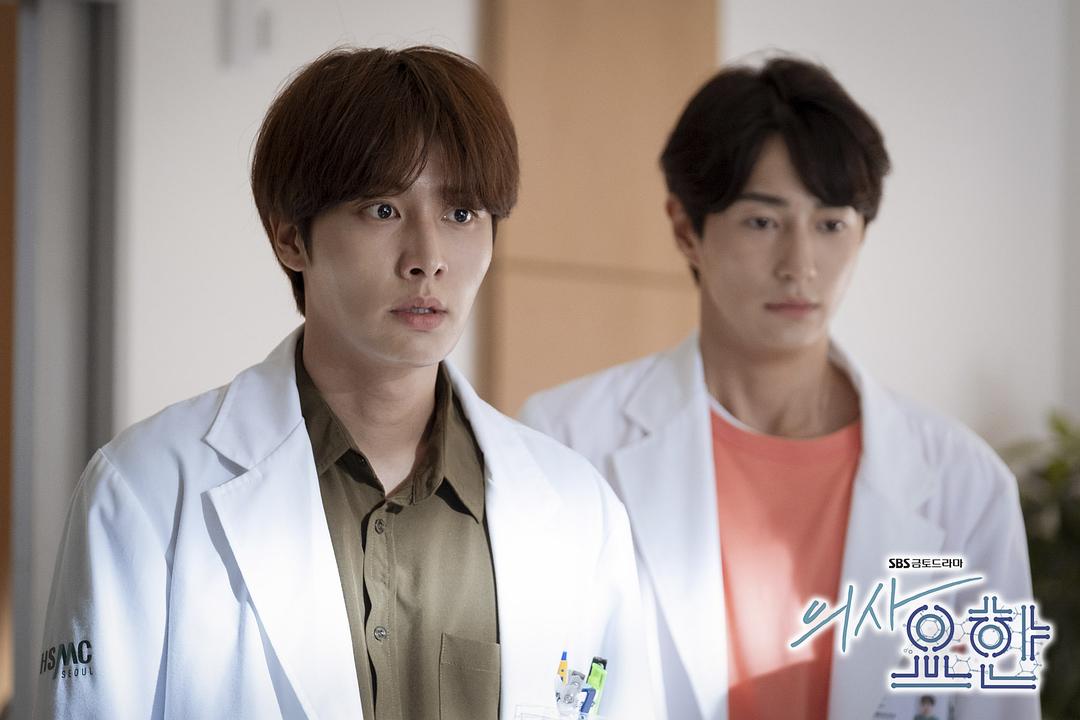 《痛症医师车耀汉》剧照