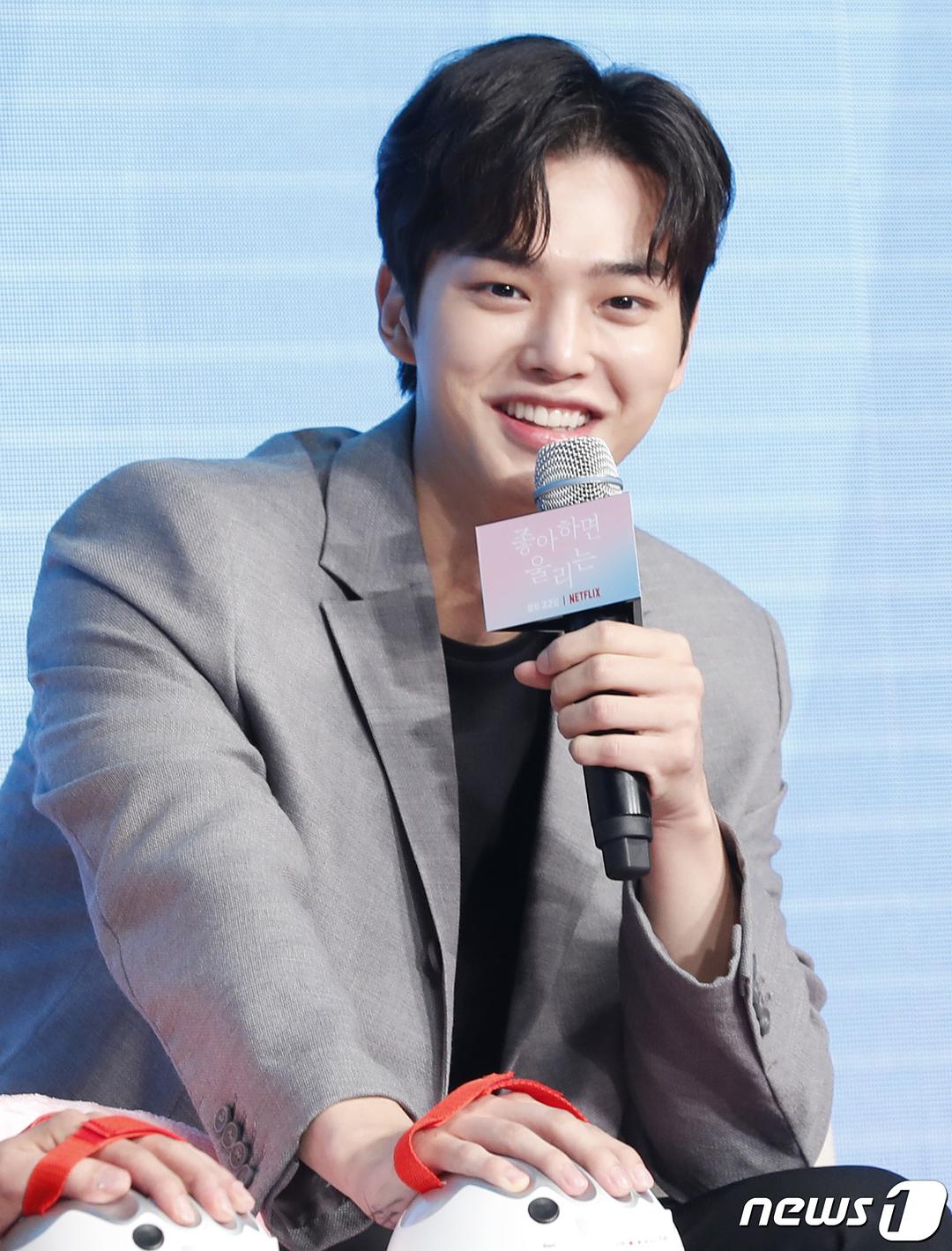 《喜欢的话请响铃》海报第25张图片