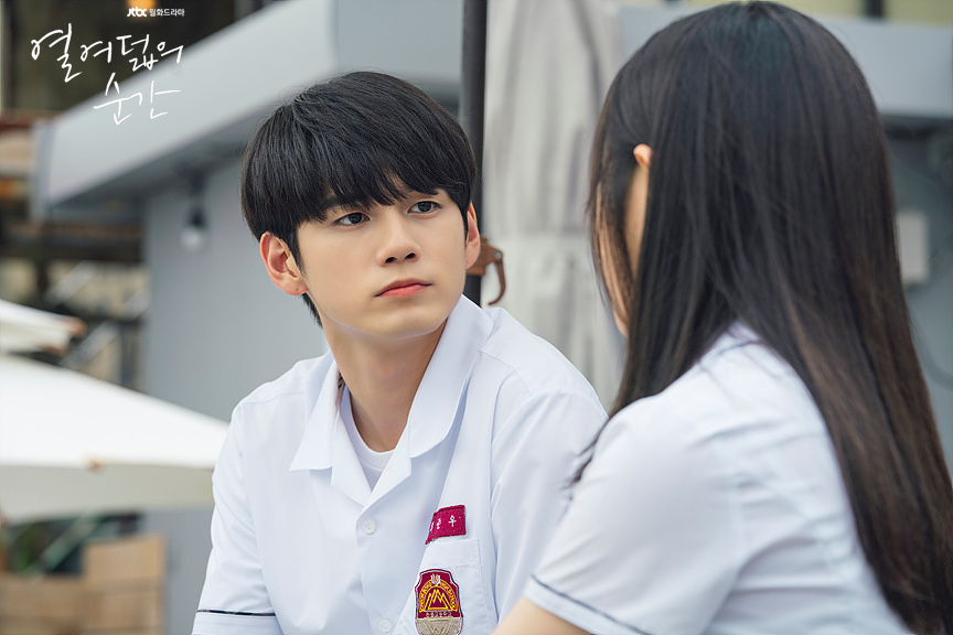 十八岁的瞬间第十二...