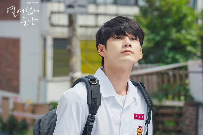 十八岁的瞬间第十二...