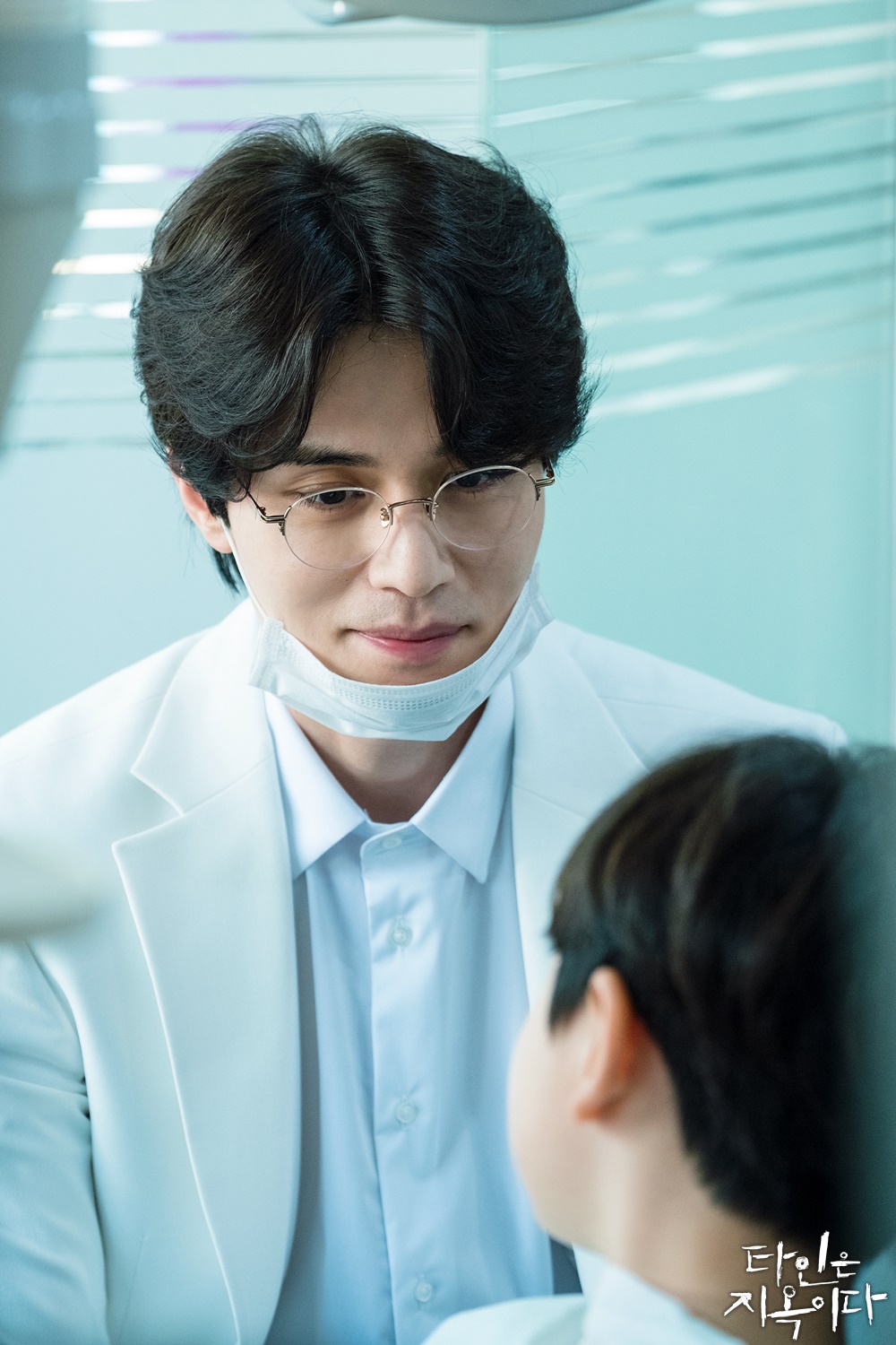 《他人即地狱》剧照第40张图片