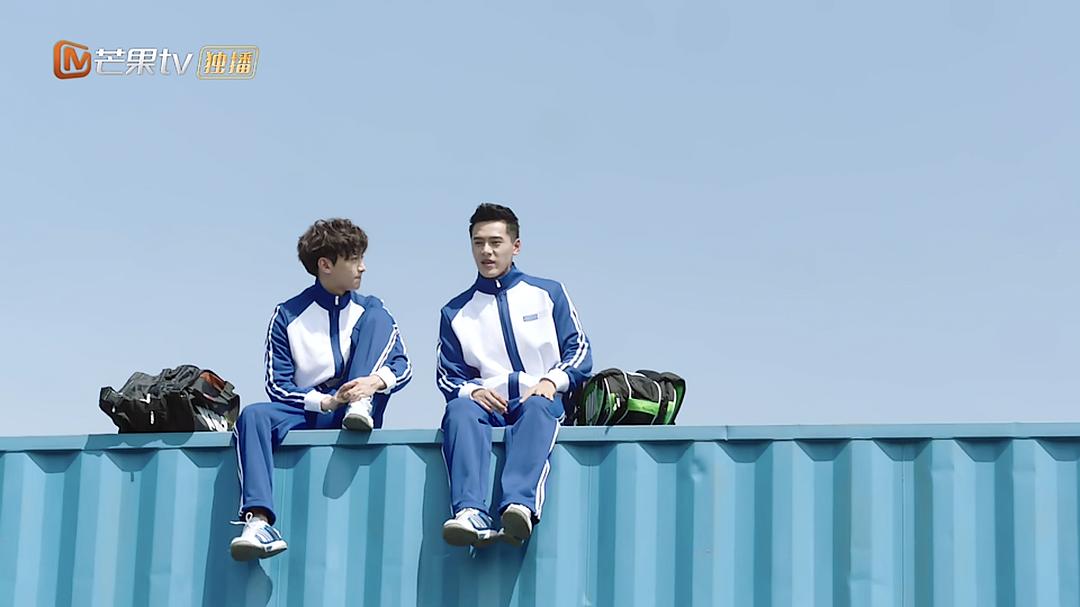 《奋斗吧，少年！》海报第32张图片