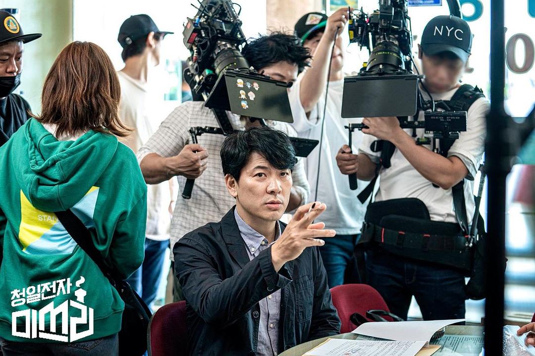 《清日电子李小姐》剧照第18张图片