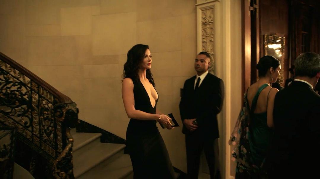 《末日孤舰第五季》海报第17张图片