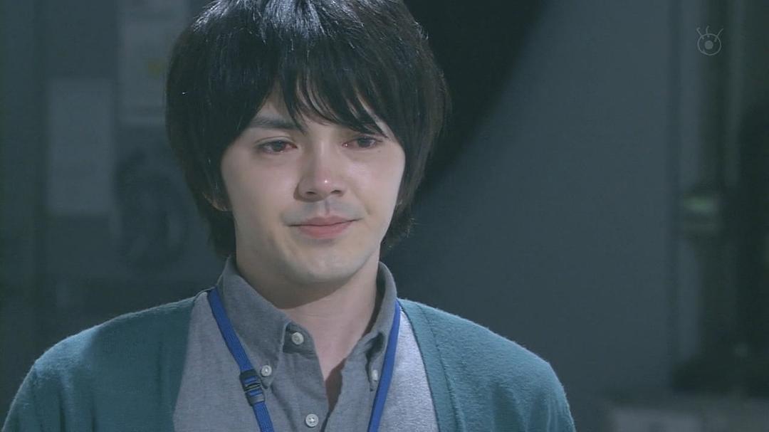 《FINALCUT》剧照第20张图片